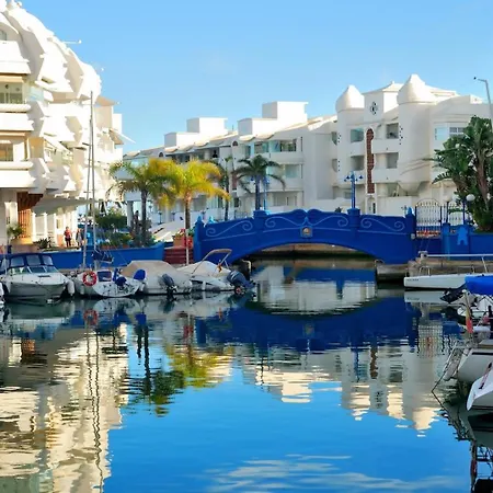 Jupiter & Pool * Benalmádena